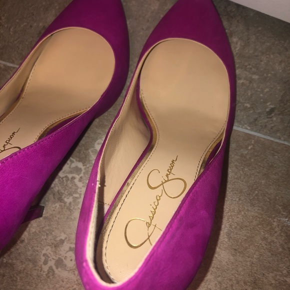 Hot pink heels - Picture 3 of 4